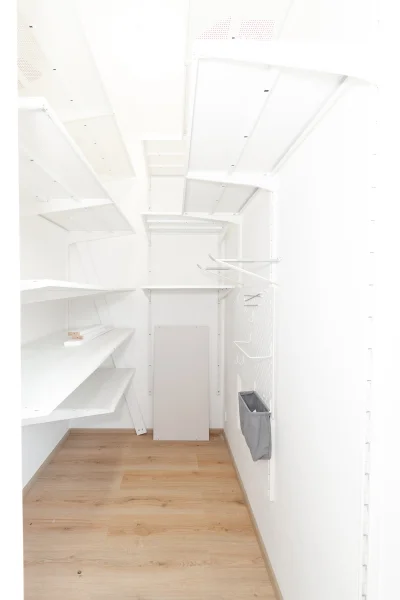 Pronájem bytU 3+kk, 81 m² - Praha - Černý Most