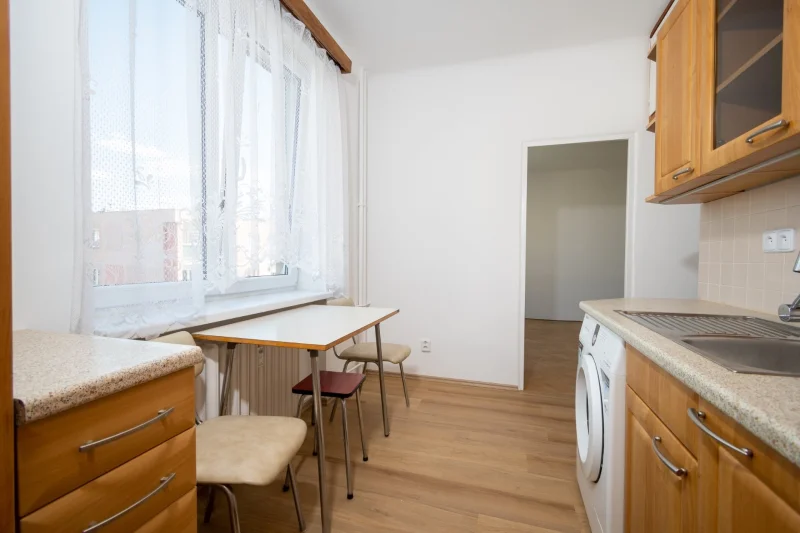 Pronájem bytu 2+1, 56m2, Praha - Vršovice