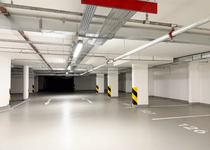 Pronájem garážového stání, 15 m² - Praha - Hloubětín