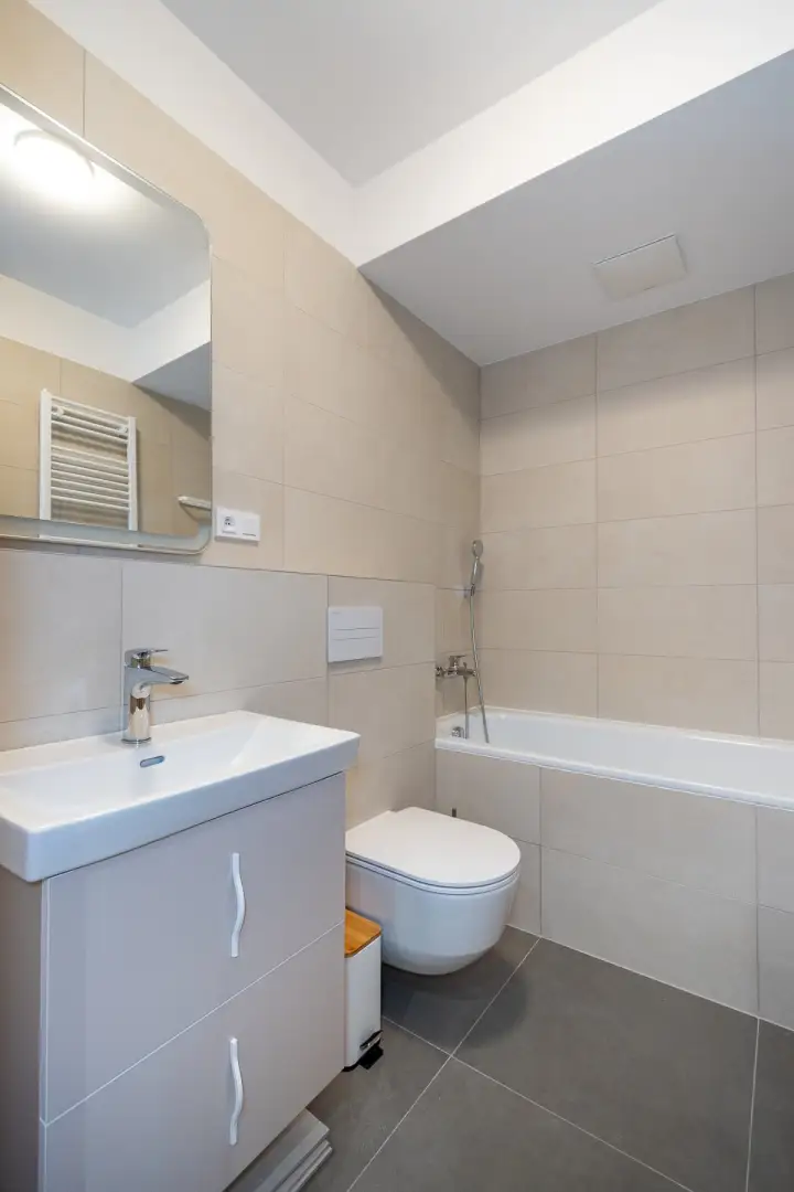 Pronájem byty 2+kk, 58 m² - Praha - Karlín