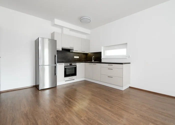 Pronájem bytu 2+kk 56m² - Praha - Střížkov