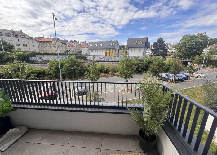 Pronájem bytu 2+kk/B, 45 m², nezařízený, Praha 4 - Nusle