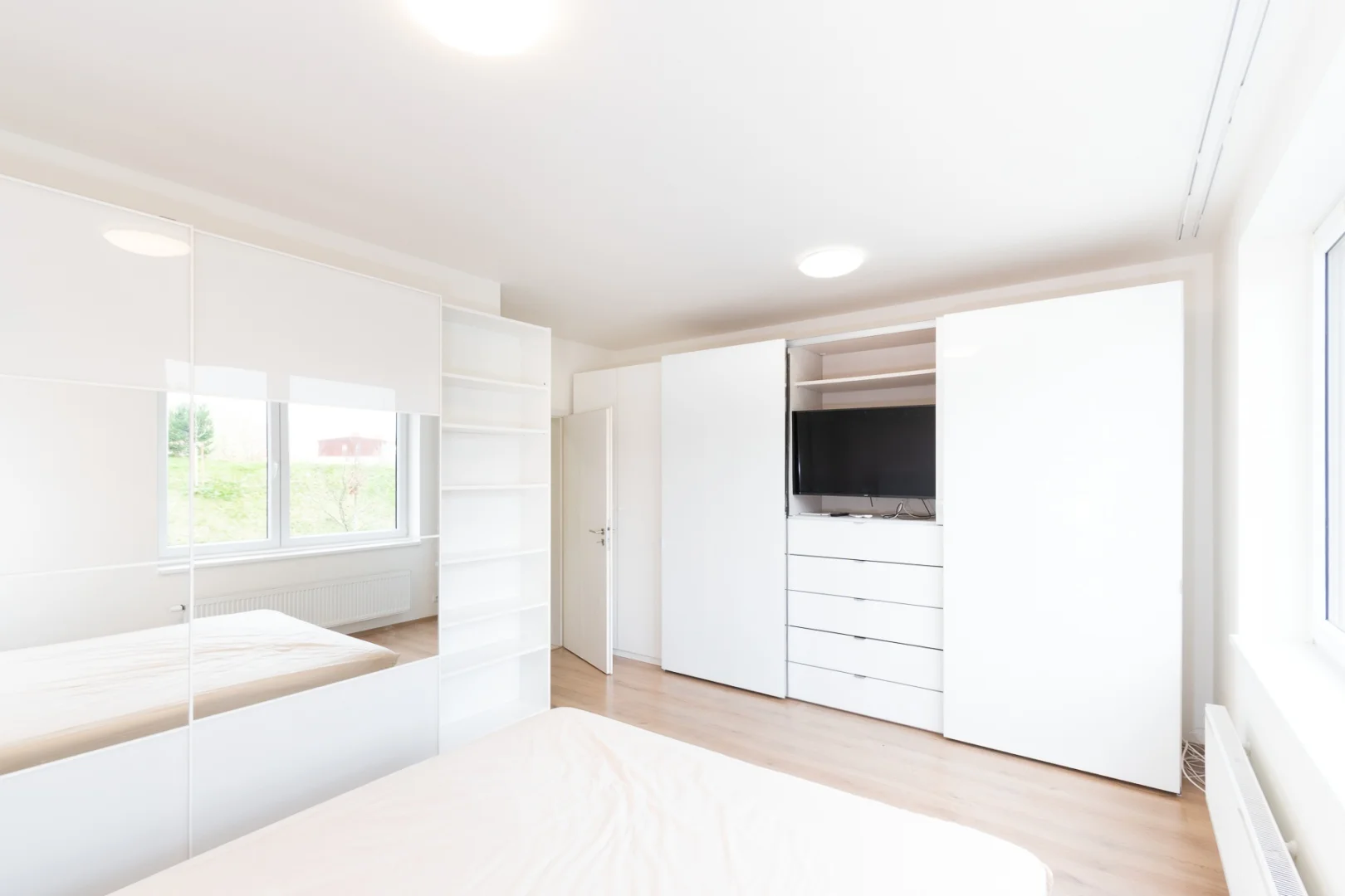 Pronájem bytU 3+kk, 81 m² - Praha - Černý Most