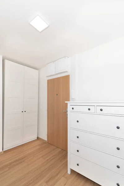 Pronájem bytu 1+1, 38 m², Praha - Bohnice