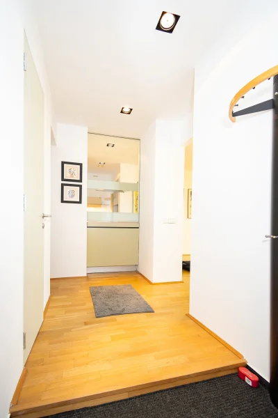Pronájem mezonetového bytu 2+kk, 103m², zařízený, Pod Vilami, Praha 4 - Nusle