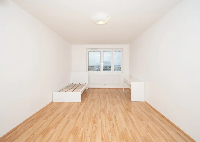 Pronájem byty 1+kk, 33 m² - Praha - Vysočany