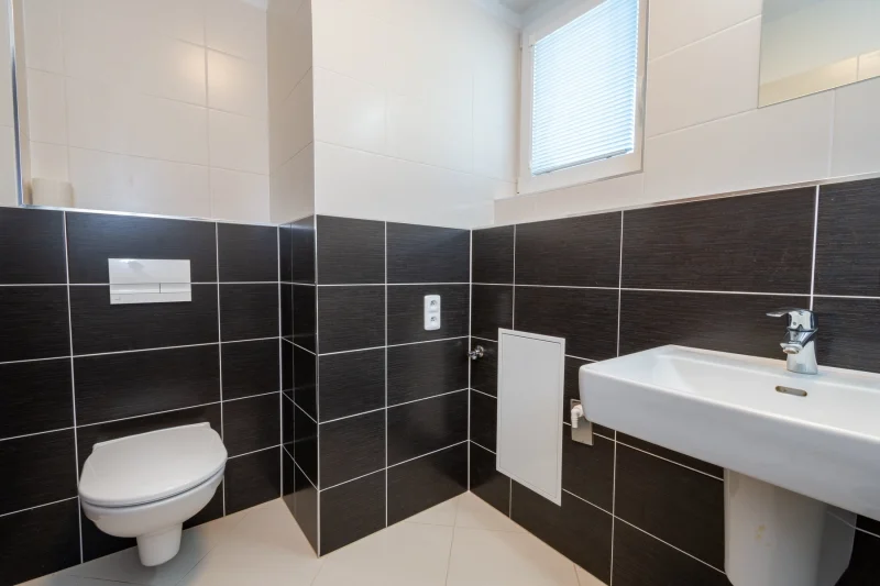 Pronájem bytu 2+kk/B/G, nezařízený, 55m², Praha 9 - Střížkov