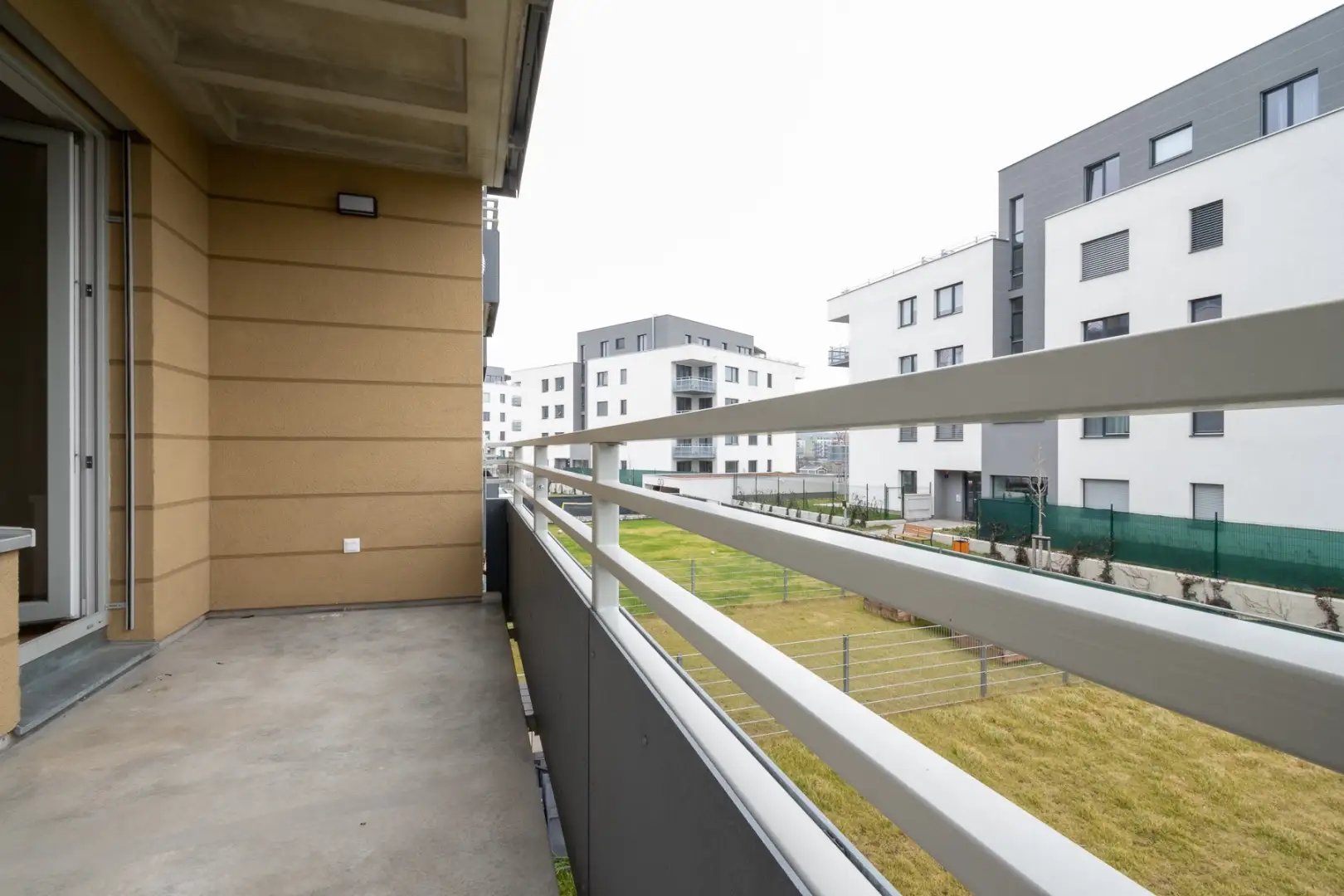 Pronájem bytu 2+kk/B/S 58 m² - Praha - Vysočany