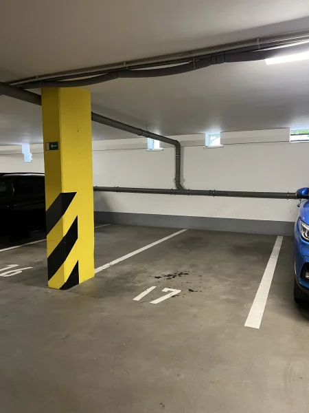 Pronájem garáže, 15 m² - Praha - Prosek