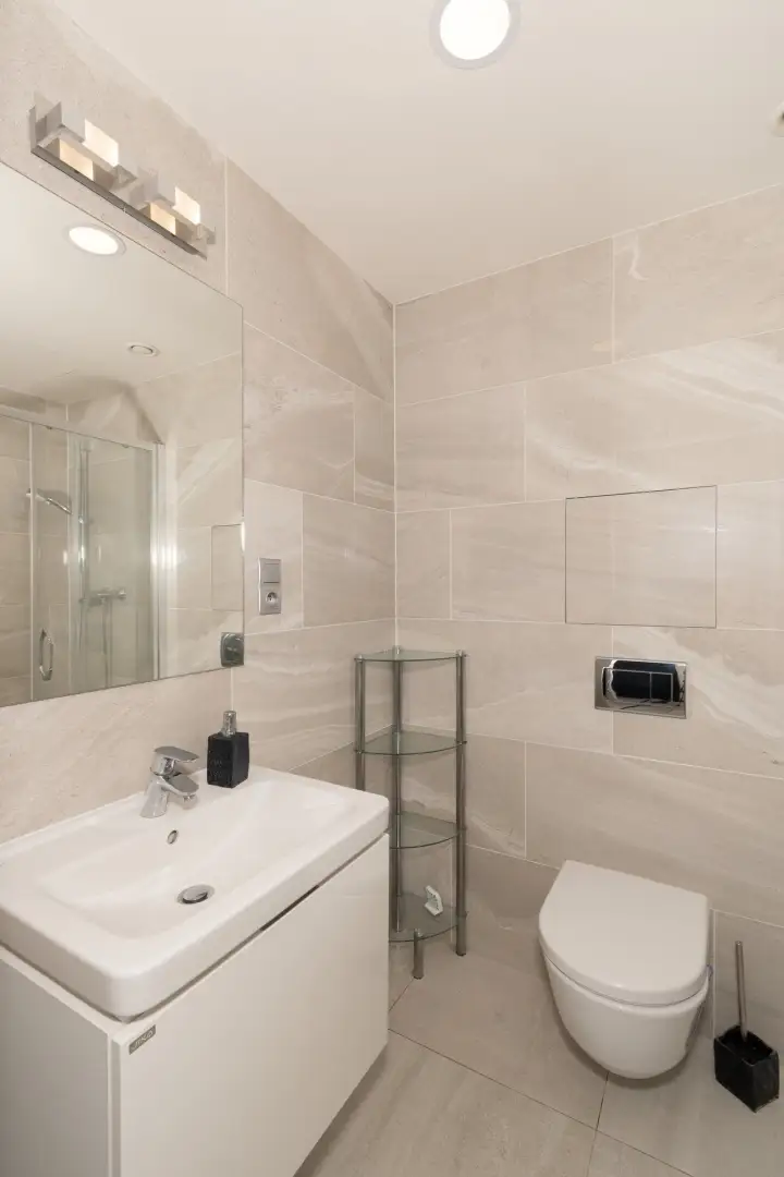 Pronájem bytu 2+kk 55 m², Praha