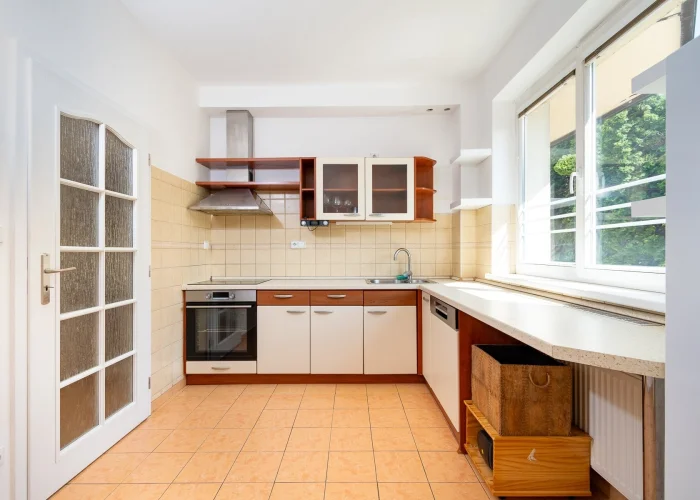 Pronájem bytu 2+1, 57 m², ulice Pod Stárkou, Praha - Michle