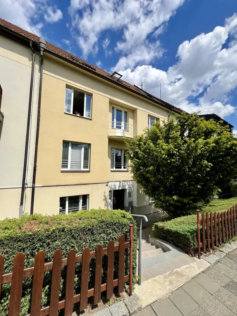 Pronájem byty 1+kk, 26 m² - Praha - Vršovice