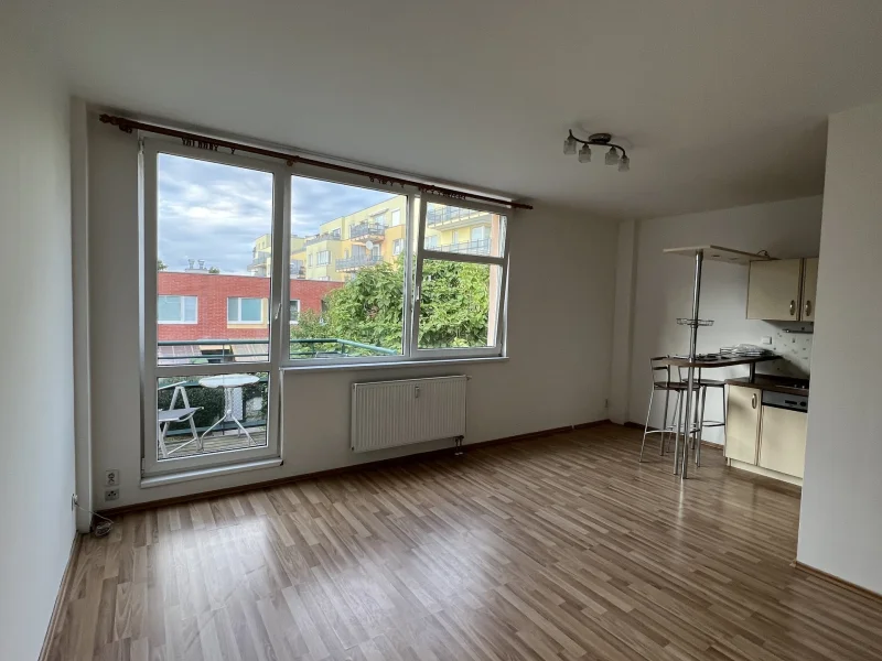 Pronájem bytu 1+kk o výměře 32m² - Praha - Hlubočepy