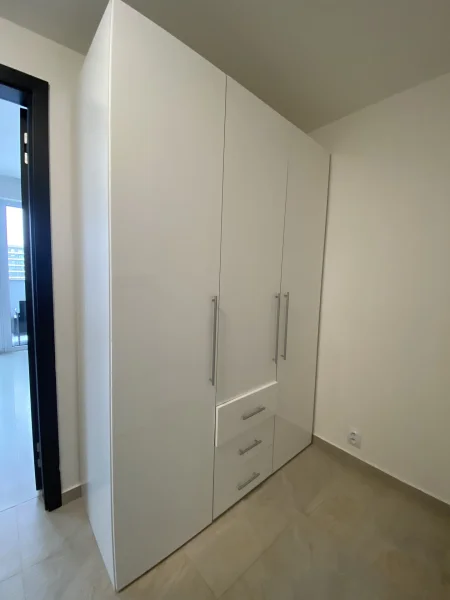 Pronájem bytu 1+kk/B, 33 m2, zařízený/nezařízený, Praha 7 - Holešovice