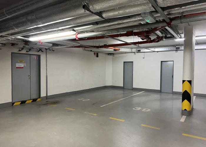 Pronájem garážové stání, 15 m² - Praha - Libeň