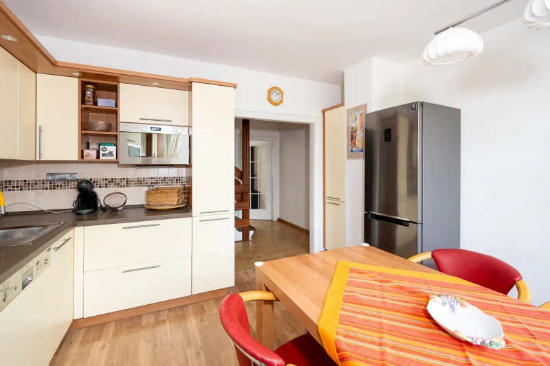 Pronájem rodinného domu, 300 m² - Praha - Krč