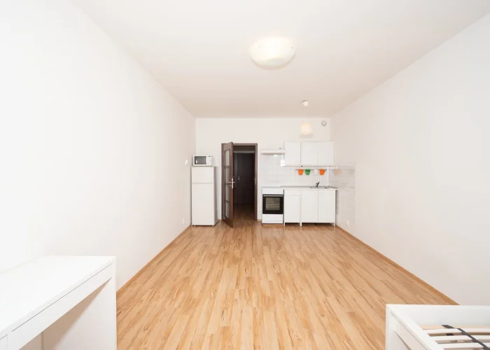 Pronájem byty 1+kk, 33 m² - Praha - Vysočany