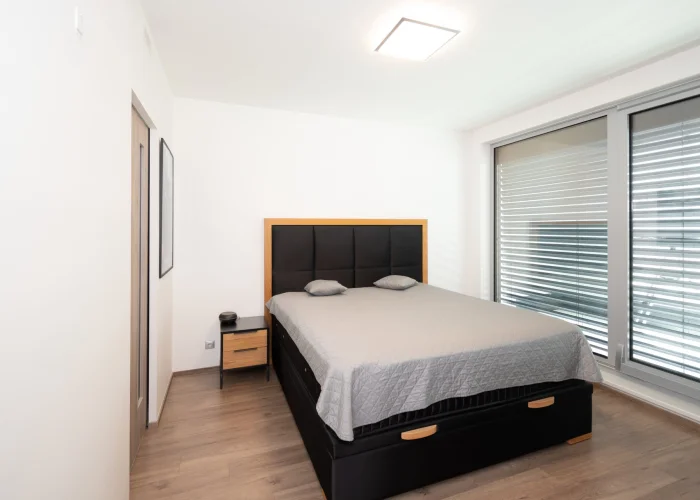Pronájem bytu 2+kk 55 m², Praha