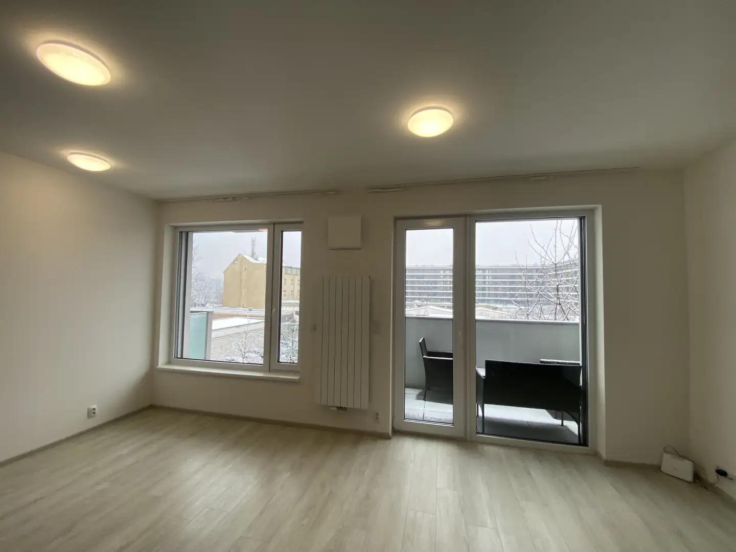 Pronájem bytu 1+kk/B, 33 m2, zařízený/nezařízený, Praha 7 - Holešovice