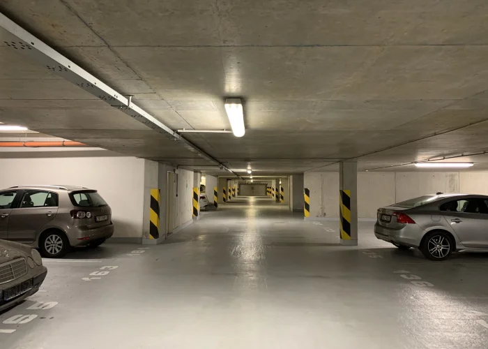 Pronájem garážové stání, 15 m² - Praha - Smíchov