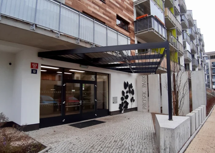 Pronájem bytu 1+kk/B o výměře 32 m2 Praha Střížkov