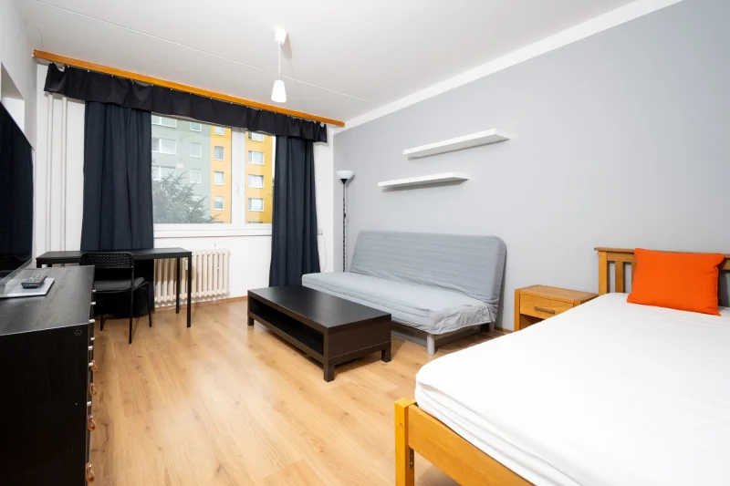 Pronájem bytu 1+kk o velikosti 33 m² v lokalitě Praha - Modřany