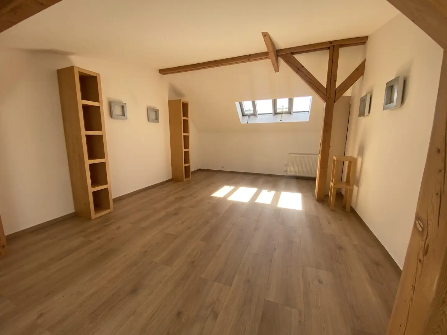 Pronájem mezonetového bytu 2+kk, 103m², zařízený, Pod Vilami, Praha 4 - Nusle