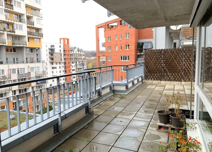 Pronájem bytu 2+kk, 56m², terasa 81 m2, Nová Harfa