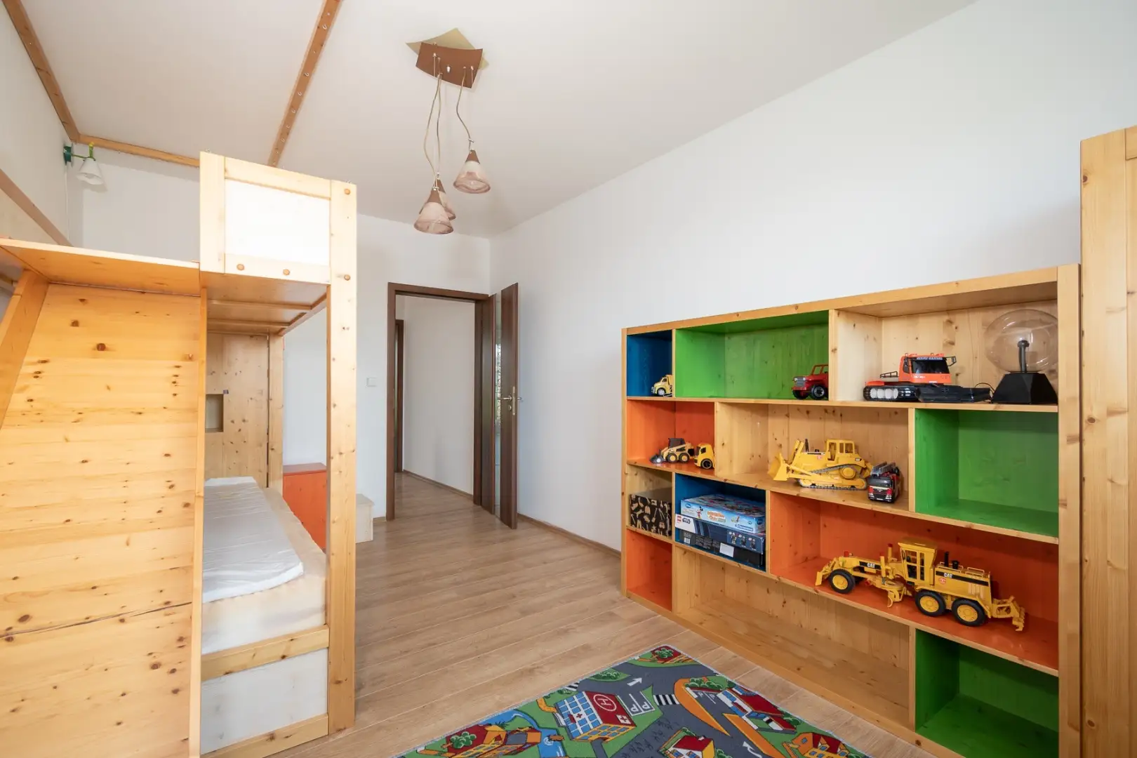 Pronájem rodinného domu, 120 m2, ulice Červená Skála, Husinec - Řež