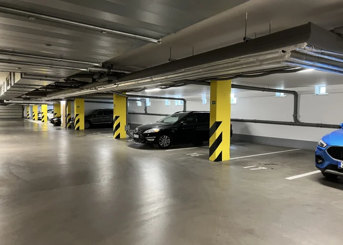 Pronájem garáže, 15 m² - Praha - Prosek