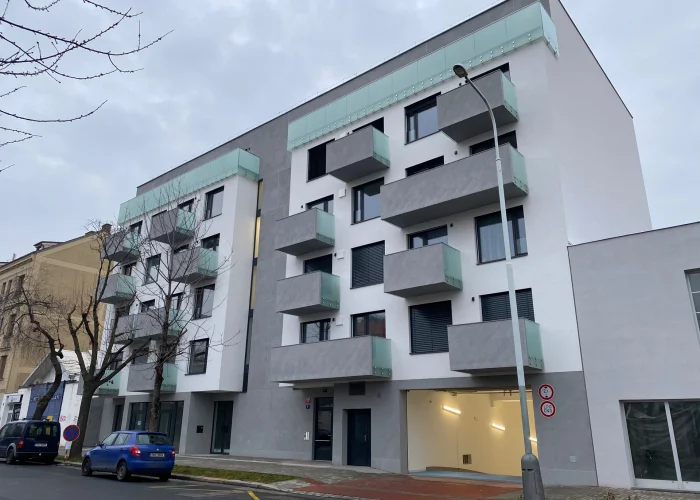 Pronájem garážového stání - Praha - Holešovice