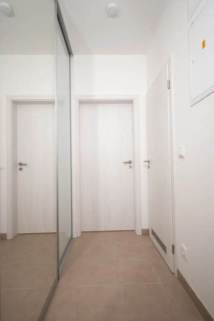 Pronájem bytu 1+kk 34,3m² - Praha 9 Letňany