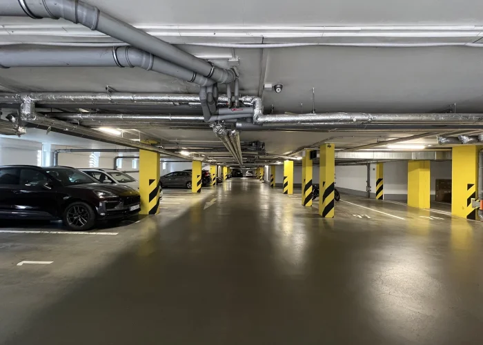 Pronájem garáže, 15 m² - Praha - Prosek