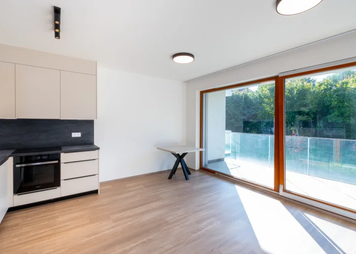 Pronájem bytu 1+kk, 33 m² - Praha