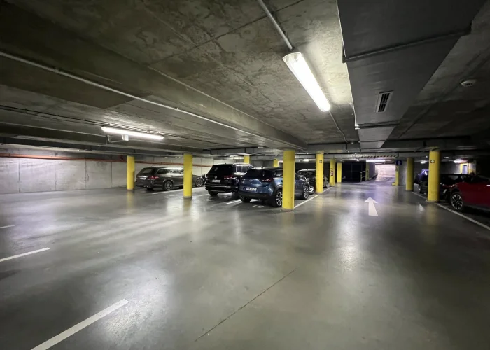 Pronájem garáže, 15 m² - Praha - Vysočany