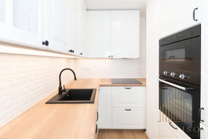 Pronájem bytu 1+1, 38 m², Praha - Bohnice