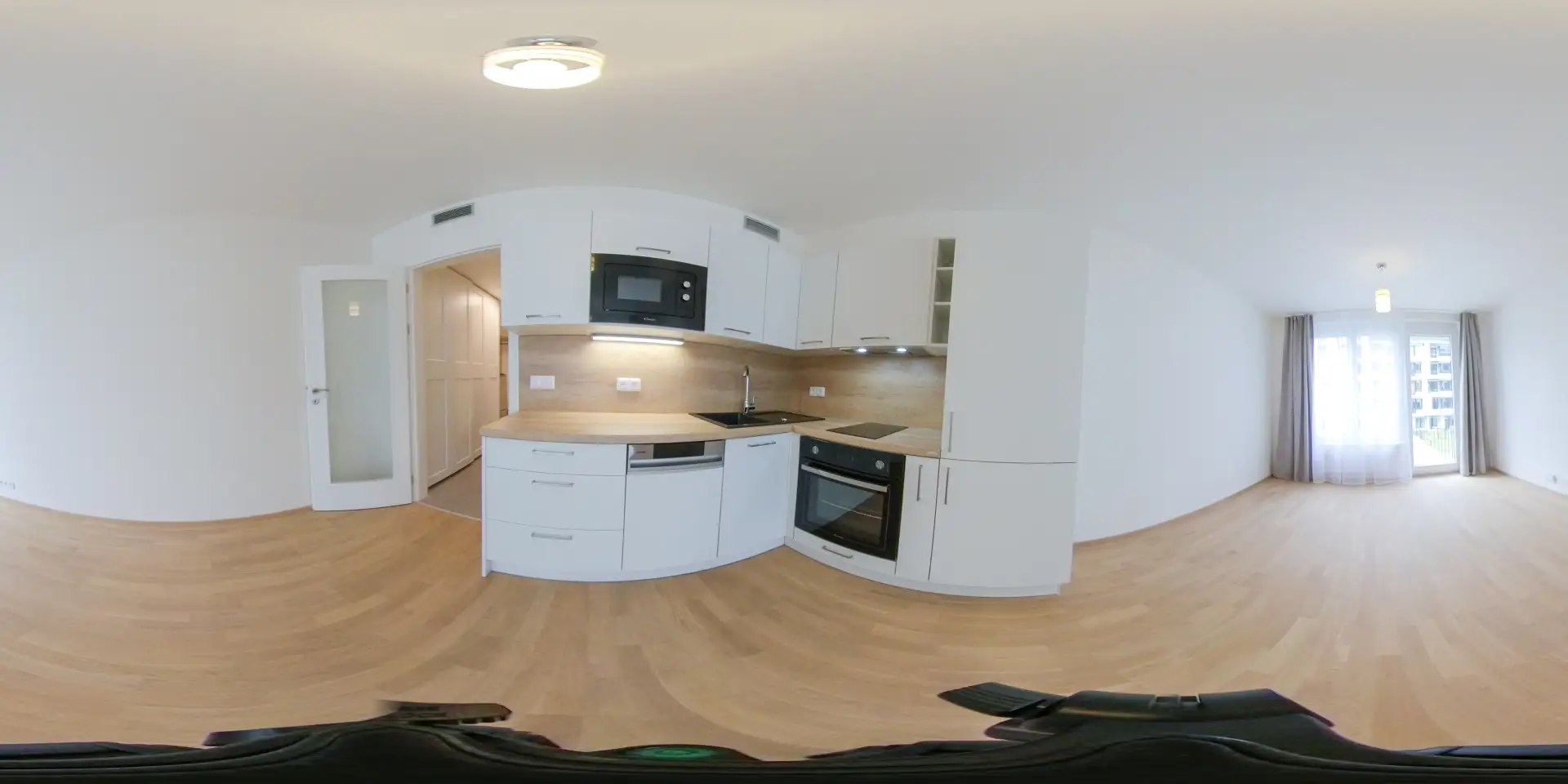 Pronájem bytu 1+kk 32 m², ulice Smržových 1035/12, Praha - Vysočany