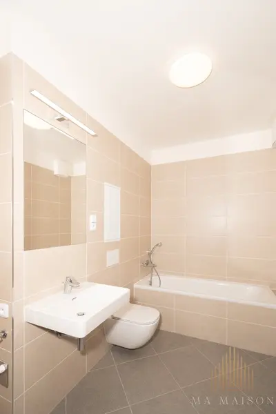 Pronájem bytu 1+kk 38 m², Kralupy nad Vltavou