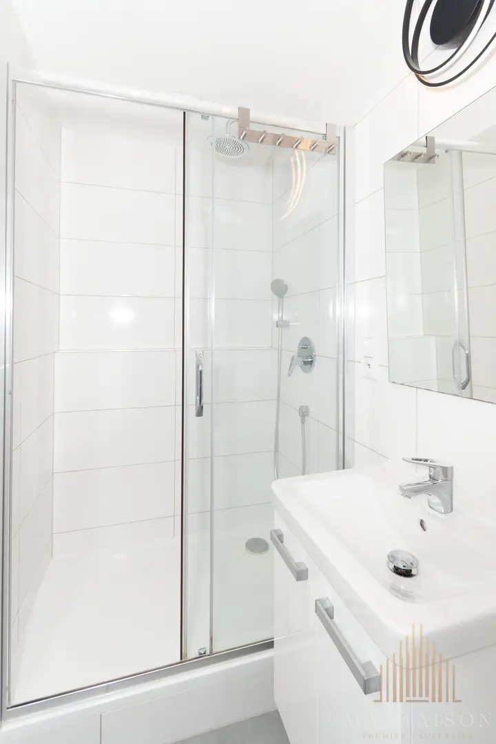 Pronájem slunného bytu 2+kk, 41 m², zařízený, Praha - Modřany