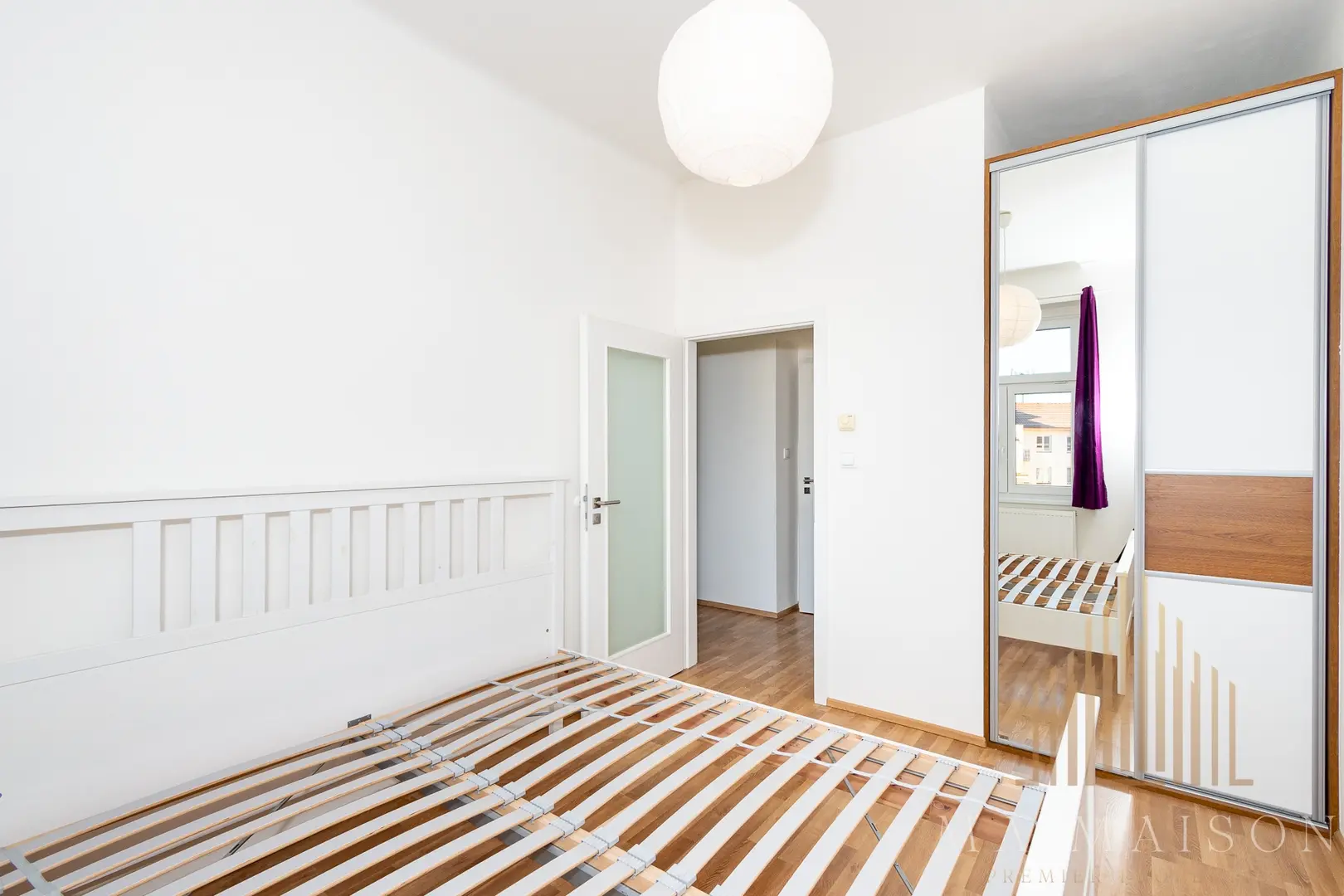 Pronájem bytu 2+kk, 39 m² - Praha - Vysočany