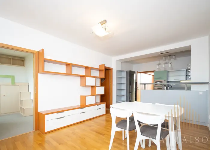 Pronájem bytu 3+kk/B, po rekonstrukci, zařízený, Praha - Letňany