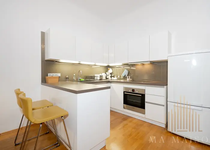 Pronájem bytu 2+kk, ulice Ruská, Praha - Vršovice