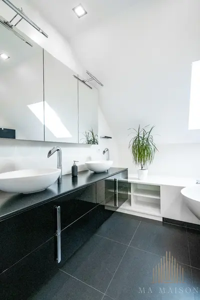 Pronájem bytu 3+kk, 95 m² - Praha - Žižkov