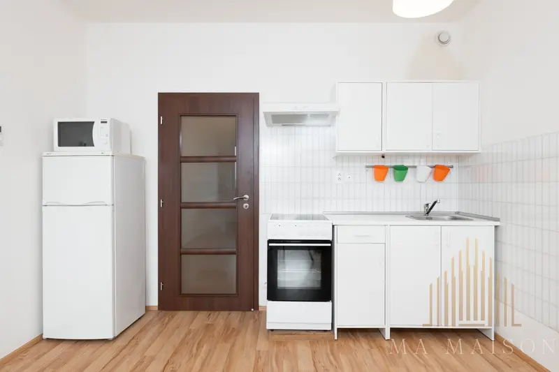 Prodej bytu 1+kk, 33 m² - Praha - Vysočany