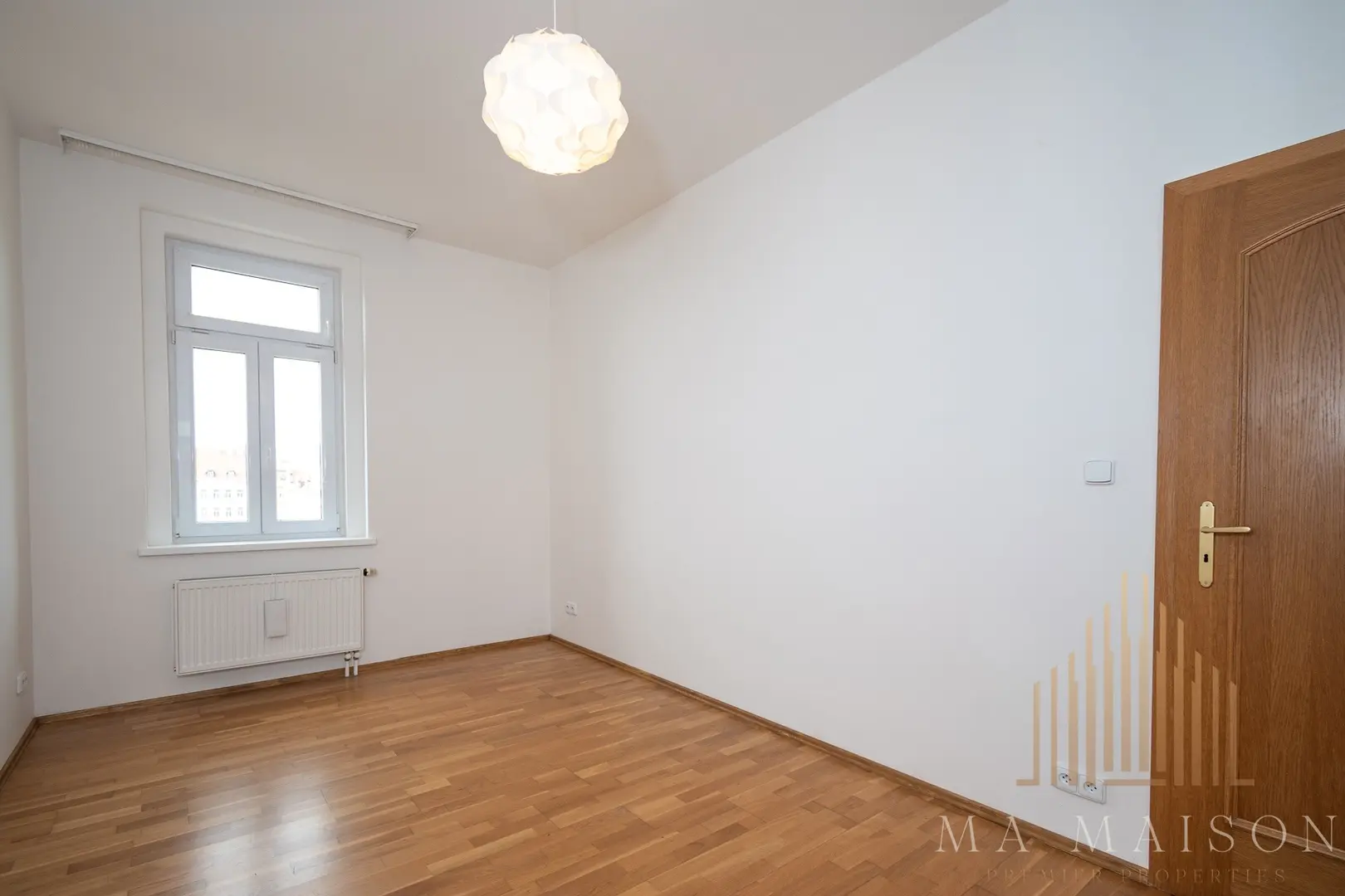 Pronájem bytu 3+kk, 84m², ulice Holandská, Praha - Vršovice