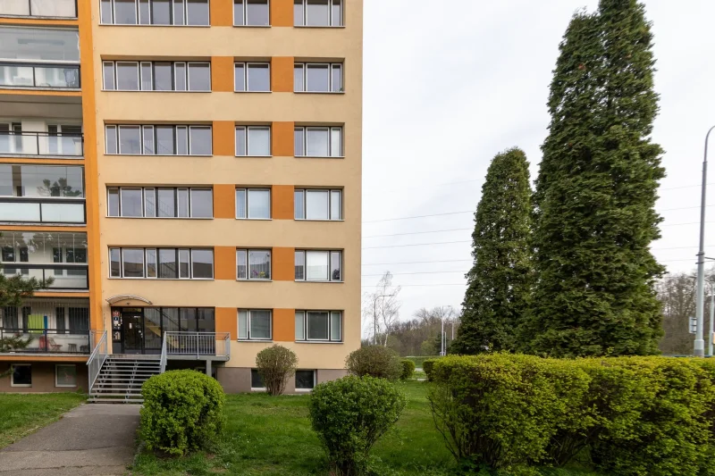 Pronájem bytu 2+kk 39m² - Praha - Hostivař