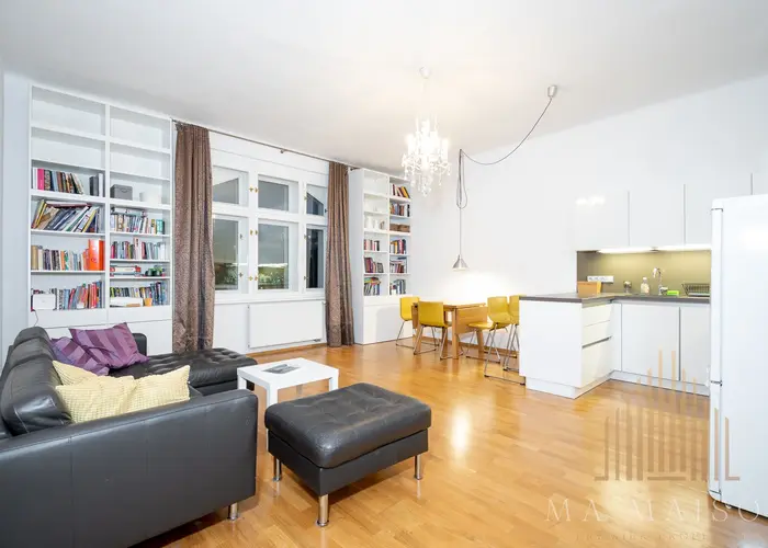 Pronájem bytu 2+kk, ulice Ruská, Praha - Vršovice