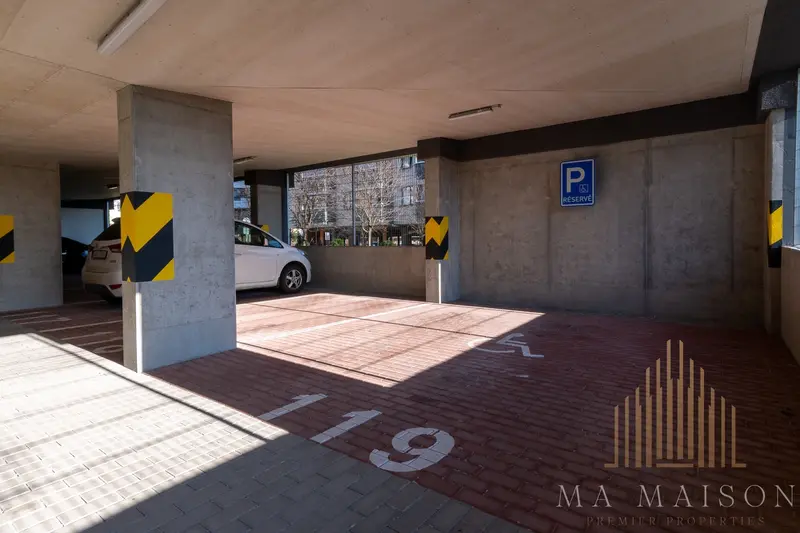 Pronájem bytu 2+kk/B/G, nezařízený, 55m², Praha 9 - Střížkov