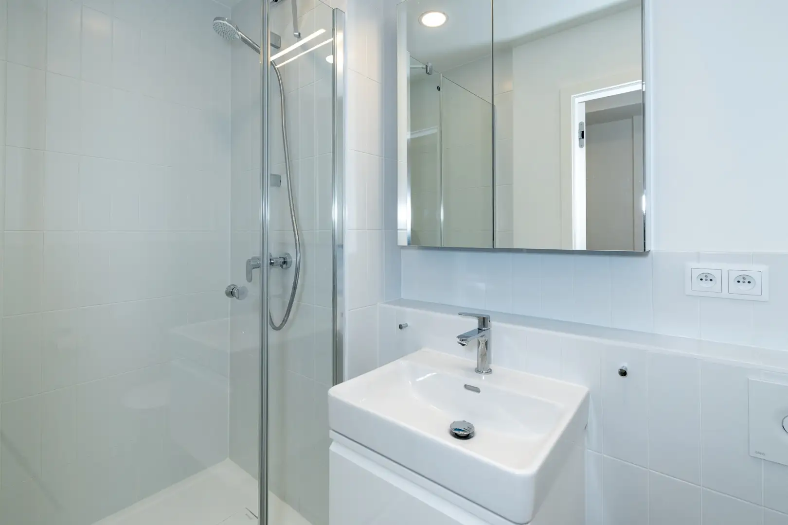 Pronájem bytu 2+1, 53 m² - Praha - Dejvice