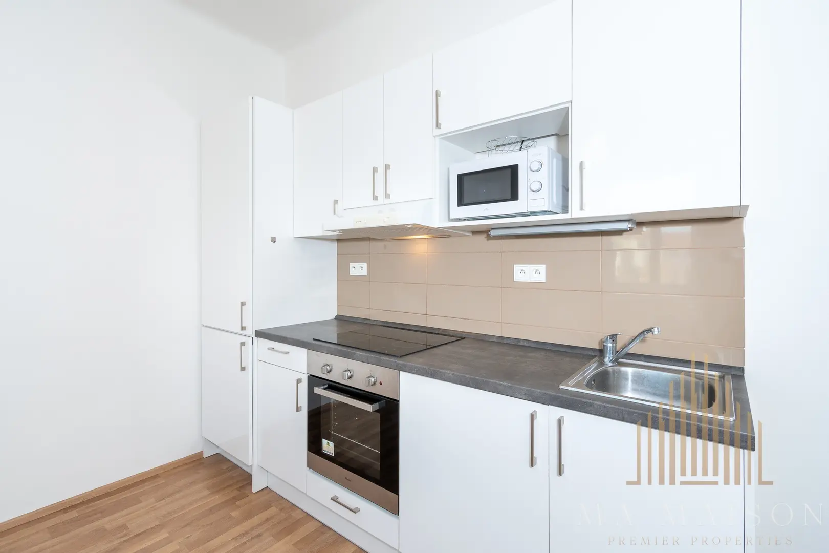 Pronájem bytu 2+kk, 39 m² - Praha - Vysočany
